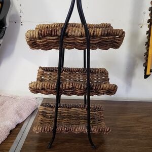 Rustic Brown 3-Tier Wicker Basket Stand